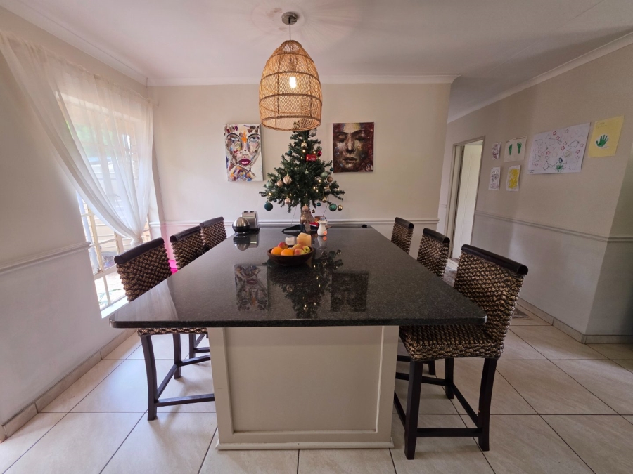 4 Bedroom Property for Sale in Heuwelsig Free State